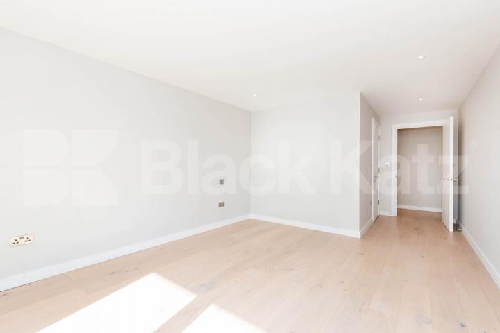 1326sqft 3 bed 3 bath apartment with a huge roof terrace  Tottenham Lane, Crouch End